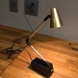 Vintage MCM Tensor small desk lamp gold and black finish